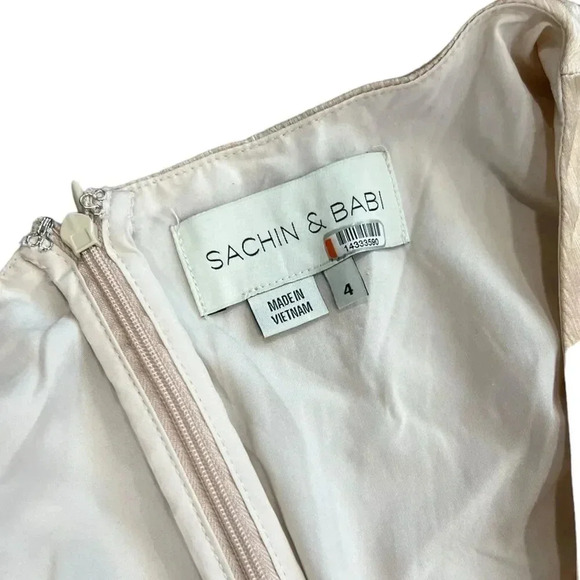 Sachin & Babi Champagne Puff Sleeve Alli Maxi Gown 4 - Picture 5 of 8